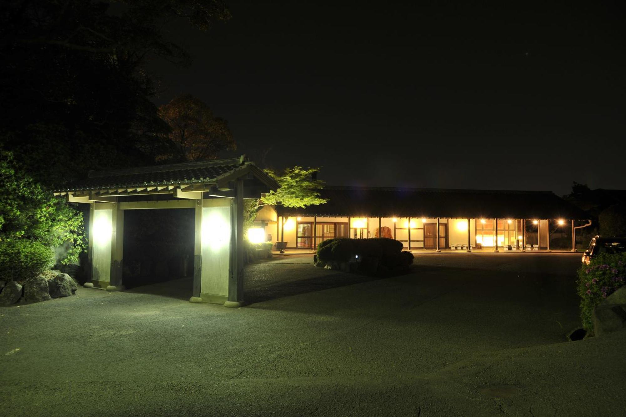 Nisshokan Bettei Koyotei Nagasaki Exteriör bild